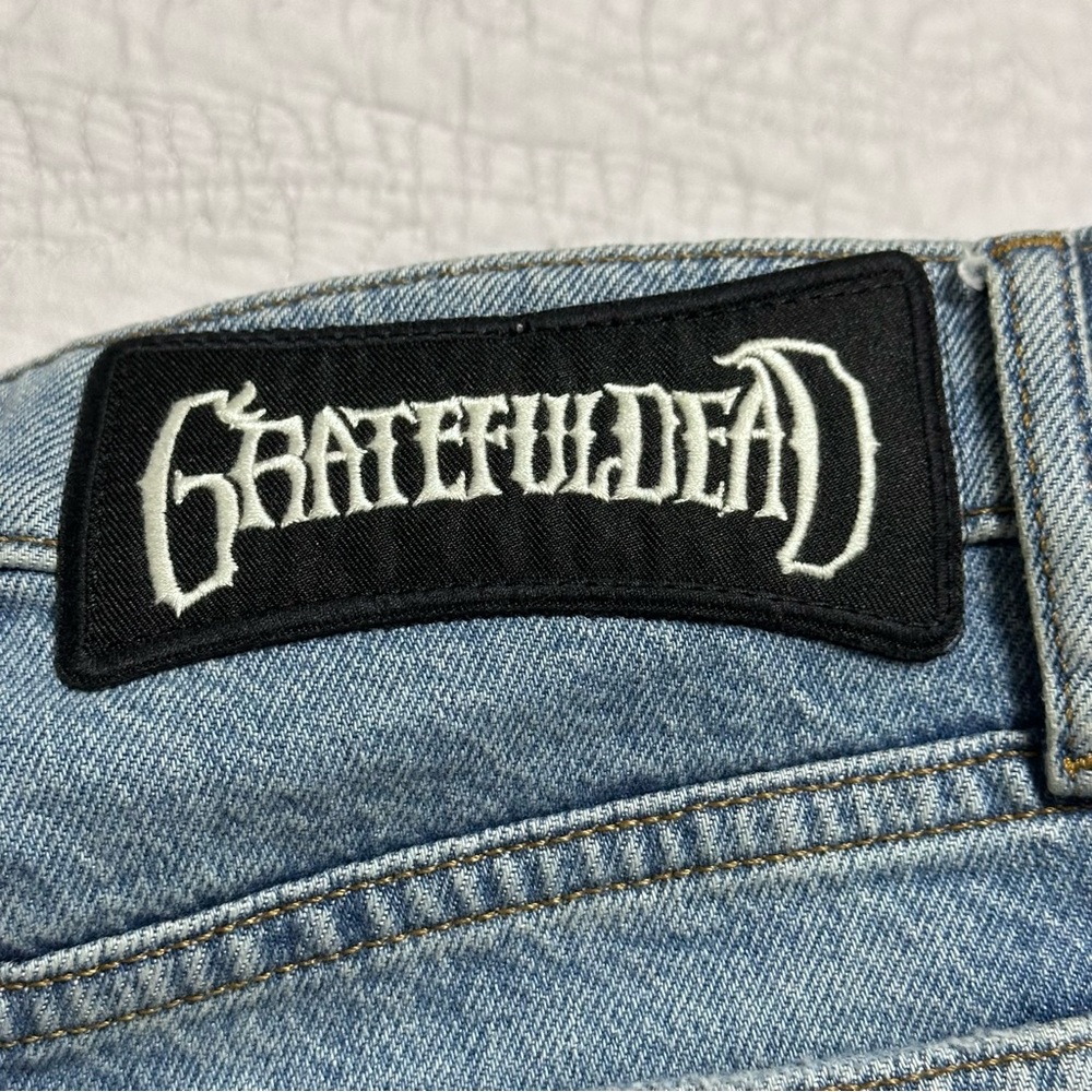 Grateful Dead x Lucky Brand NEW Women’s 90s Midi Jean Shorts Embroidered Rock - Picture 7 of 12